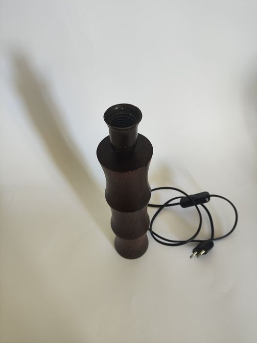 Candeeiro de mesa vintage de madeira