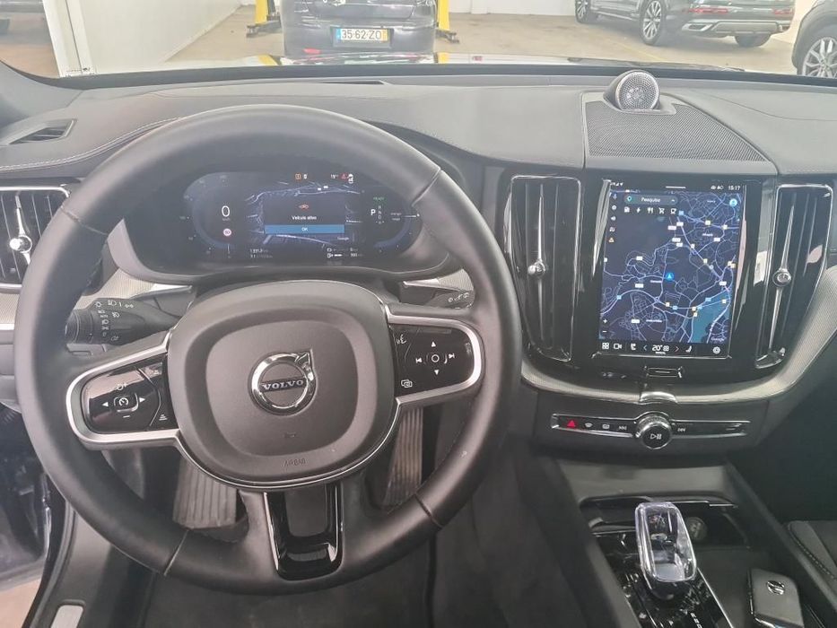 Volvo XC 60 2.0 T8 PHEV Ultra Dark AWD