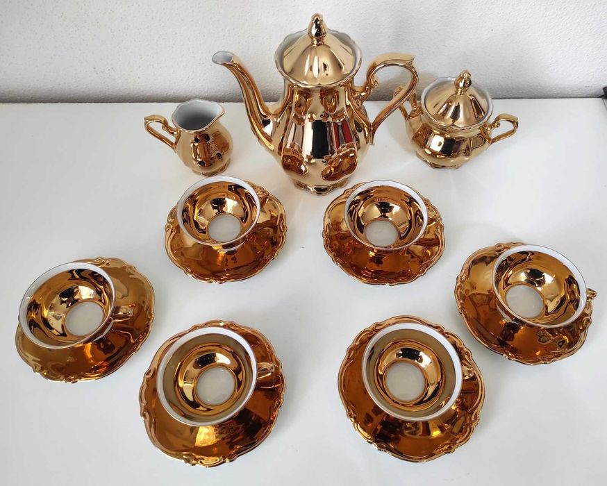 Zabytkowy, pozłacany zestaw do kawy "Mocha". Porcelana kostna.