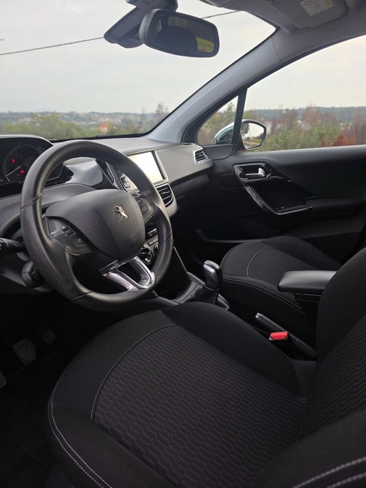 Peugeot 208 Pure Tech Gasolina