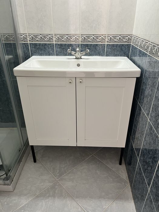 Vendo Movel de banho