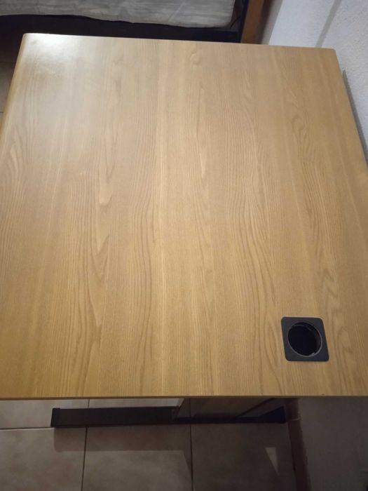 Vendo mesa de escritório ou de quarto como nova
