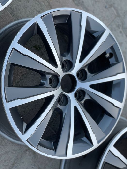 Порошкове фарбування та проточка, покраска автомобільних дисків