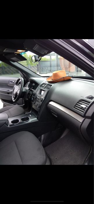 Форд Експлолер 3,7 газ бензин