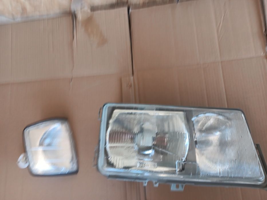 Mercedes 190 w201 reflektor prawy lampa prawa przód przednia kompletna