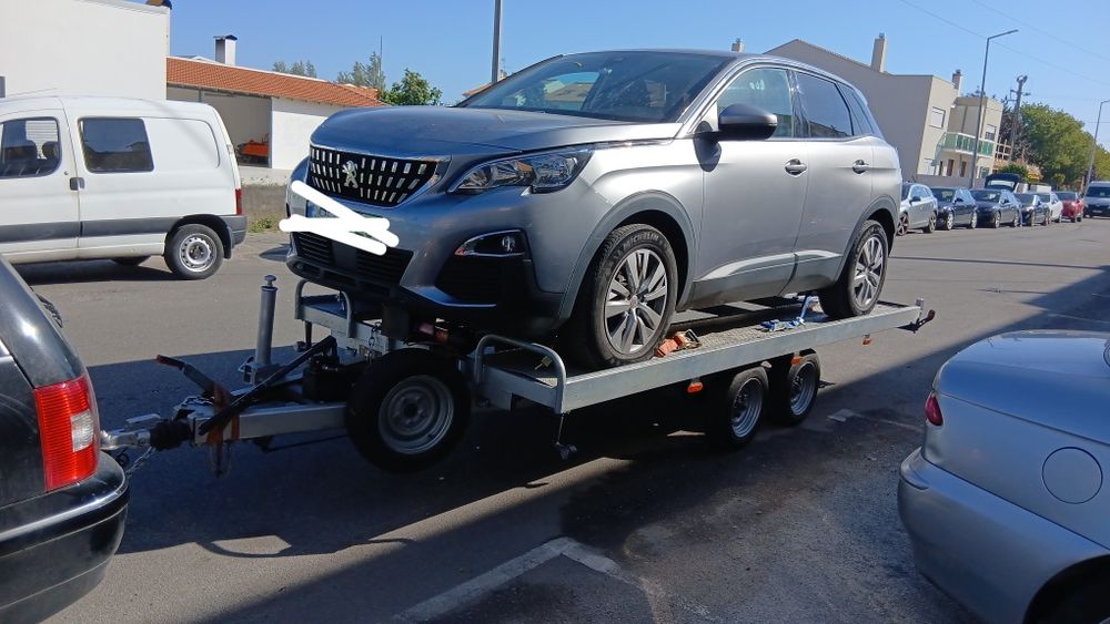 Transporte de Veiculos / Serviço de Reboque