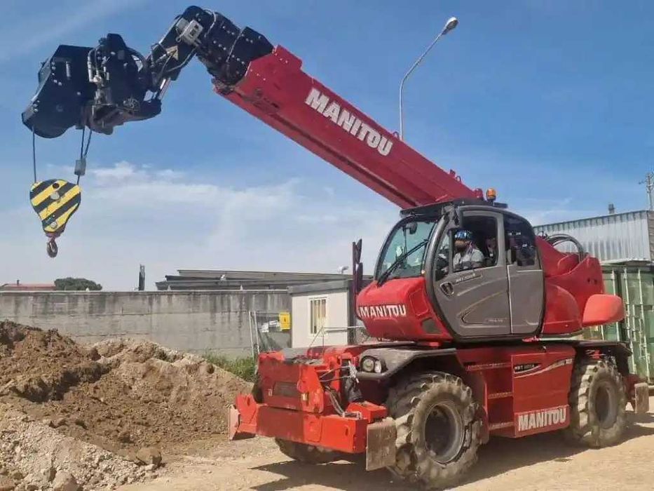 Ładowarka teleskopowa Manitou z operatorem Widły Hak Łyżka Wciągarka,
