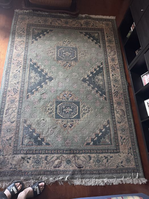 Conjunto de sofa e poltronas por 200€ em pele !!!