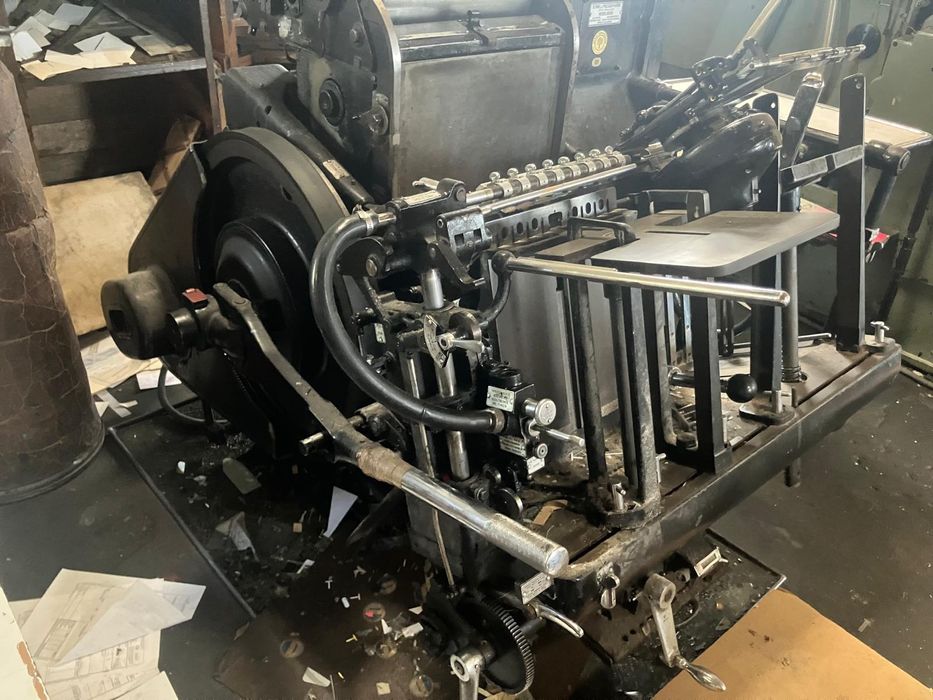 Máquina de impressão tipográfica