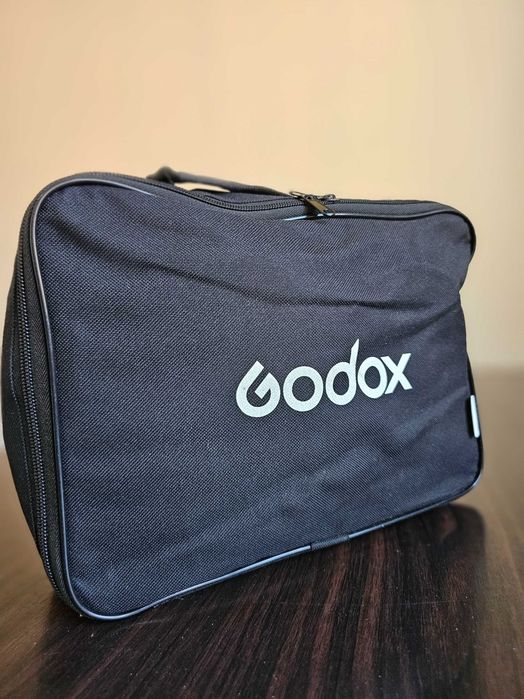 Softbox Godox SFUV 40x40 cm + Uchwyt S-type