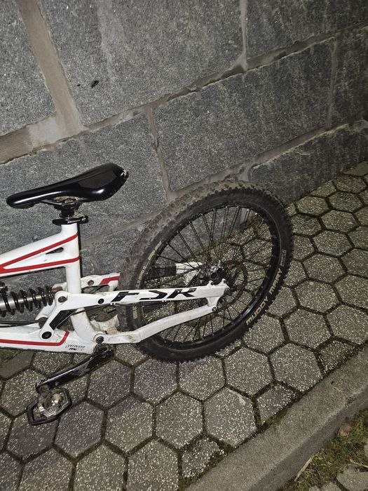 Specialized status 2