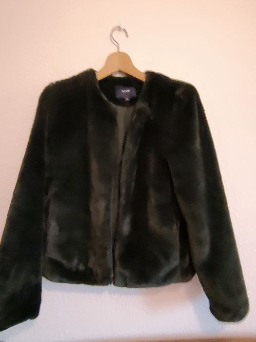 Casaco de pêlo falso