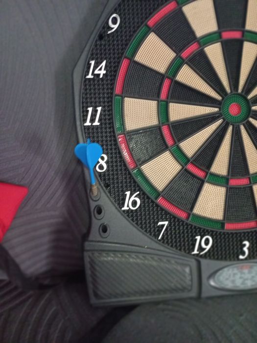 Alvo elétrico para dardos