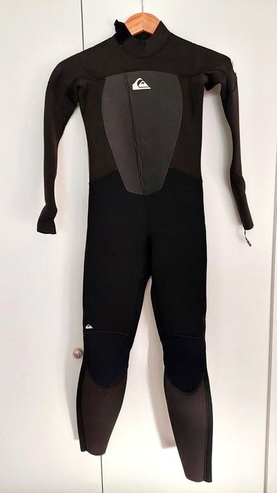 Fato surf Quicksilver 12B novo