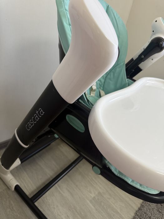 Продам стільчик доя годування  carello cascata
