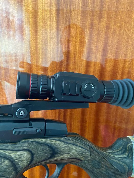 Продам цифровий приціл Sytong