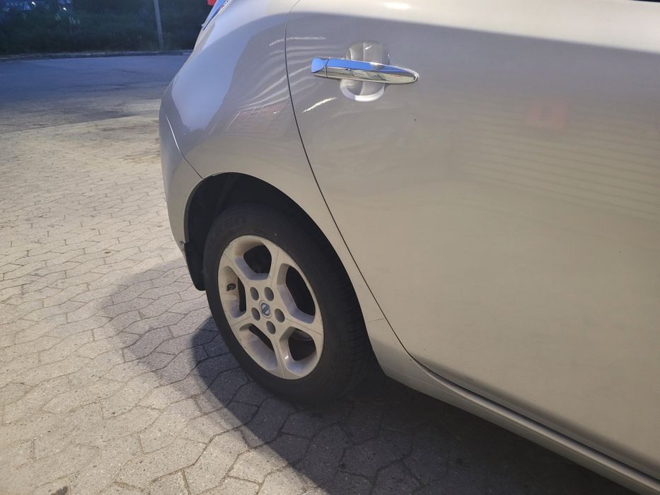 Продам ніссан ліф 2013 року 6400$