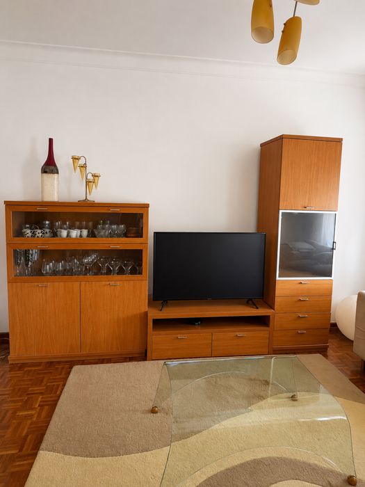 Conjunto de Mobiliário para Sala – Móvel TV, Vitrine e Aparador