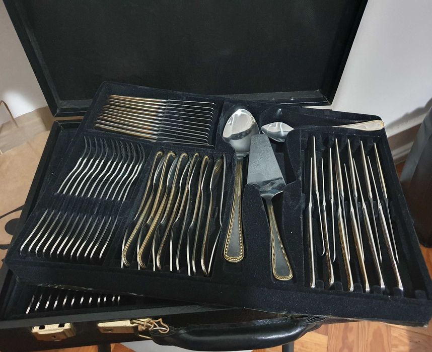 Faqueiro Bristol friso ouro.