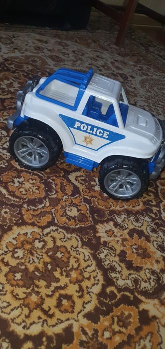 Джип,машина Поліція