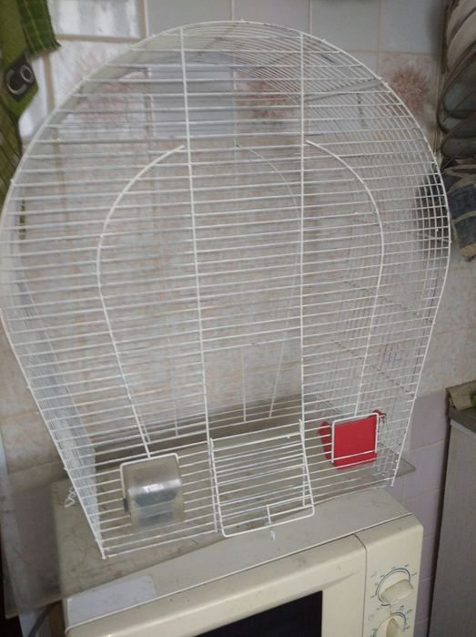 Большая клетка для  птиц