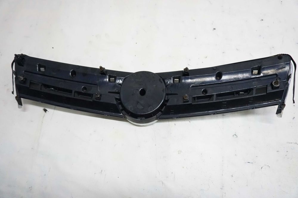 Решітка радіатора Opel Antara \Опель Антара (2006-2011)