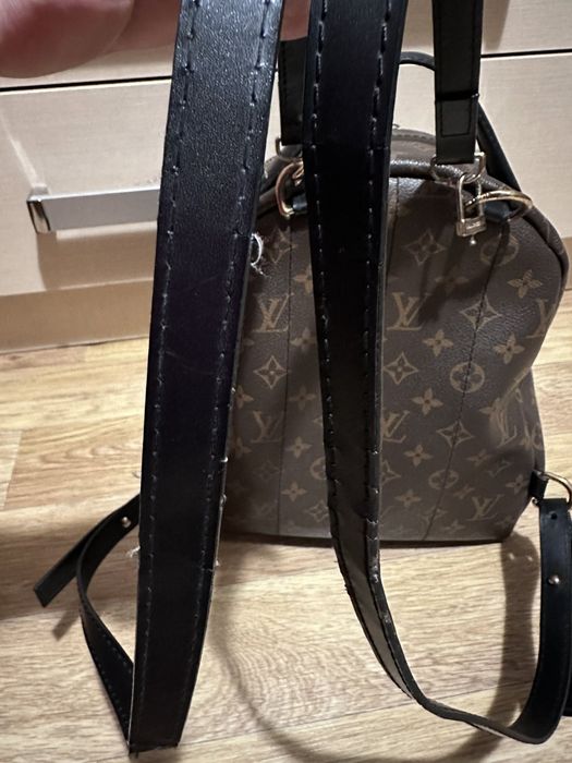 рюкзак louis vuitton среднего размера