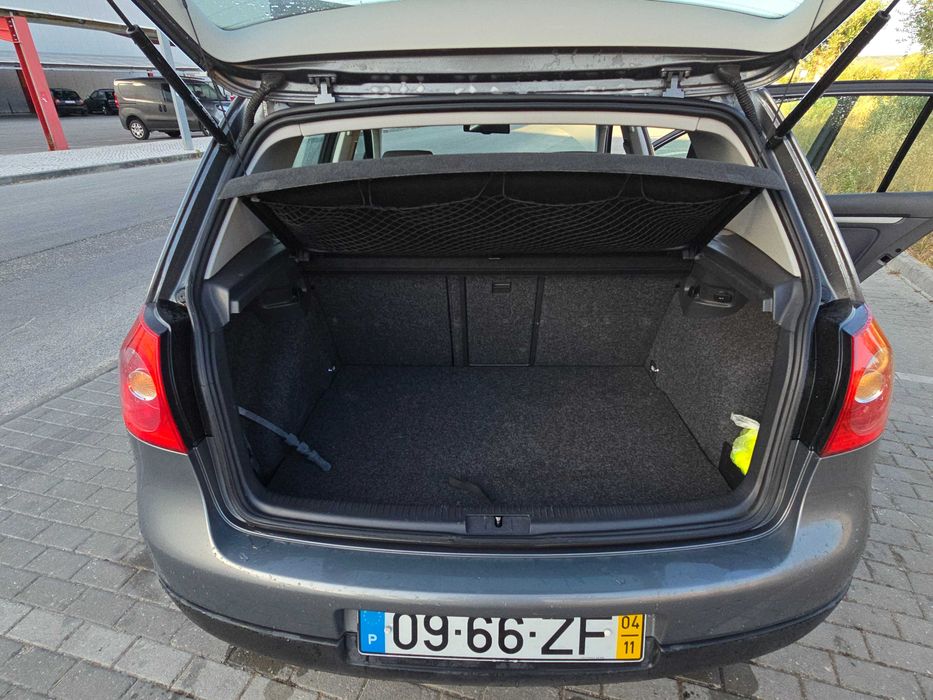 VW Golf V 2004 1.4 FSI