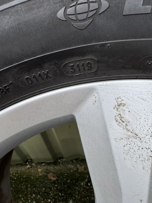 Диски Audi Q5 R19 зі зимовими шинами Michelin 4.5mm