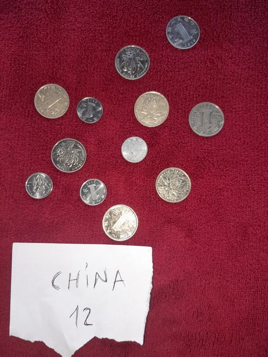 12 Moedas da China