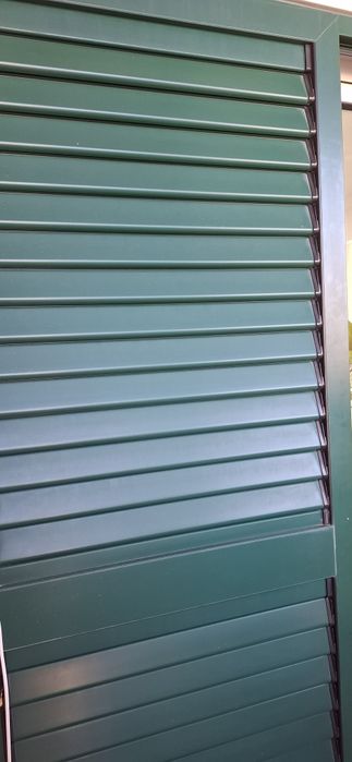 Portadas verdes com regulação