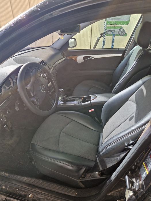E220 CDI impecável
