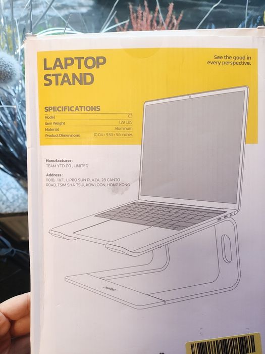 Stojak na laptop