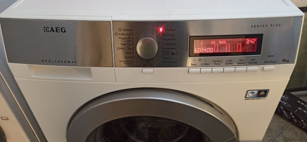 Пральна машинка AEGна 10кг.