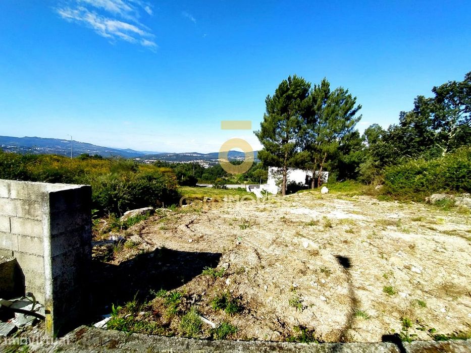 Lote de Terreno  Venda em Vila Caiz,Amarante — Vila Caiz, Porto