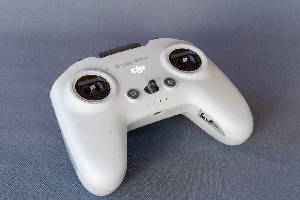 DJI FPV Remote Controller 2