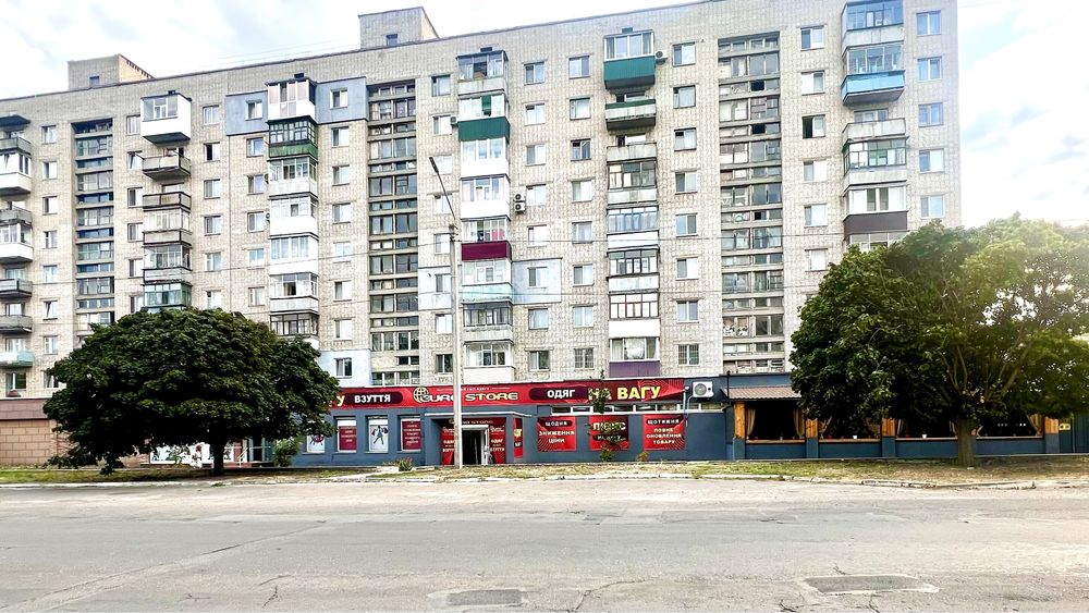 Комерційне приміщення 300м2!Червона лінія!м.Лозова