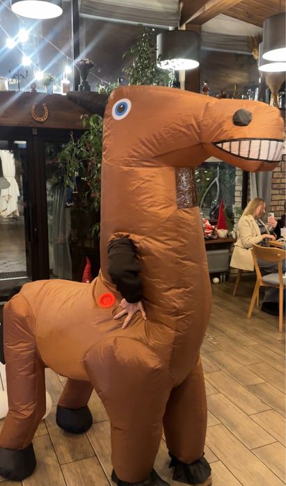 Прокат надувних костюм, по Україні