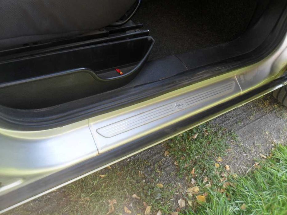 Продам Opel Zafira