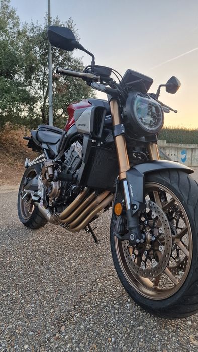 Honda CB650R e-Clutch 35kw