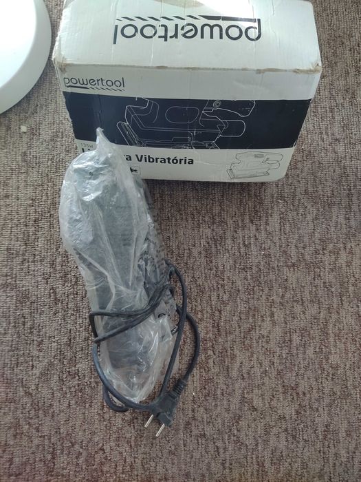 Lixadora vibratória64284077435394121
