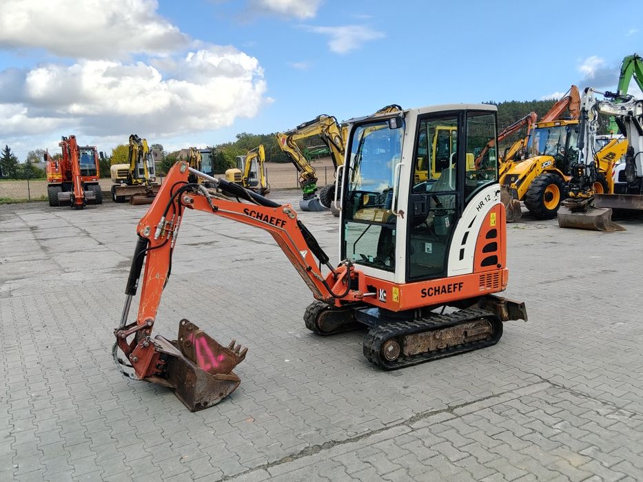 Minikoparka Schaeff HR 12