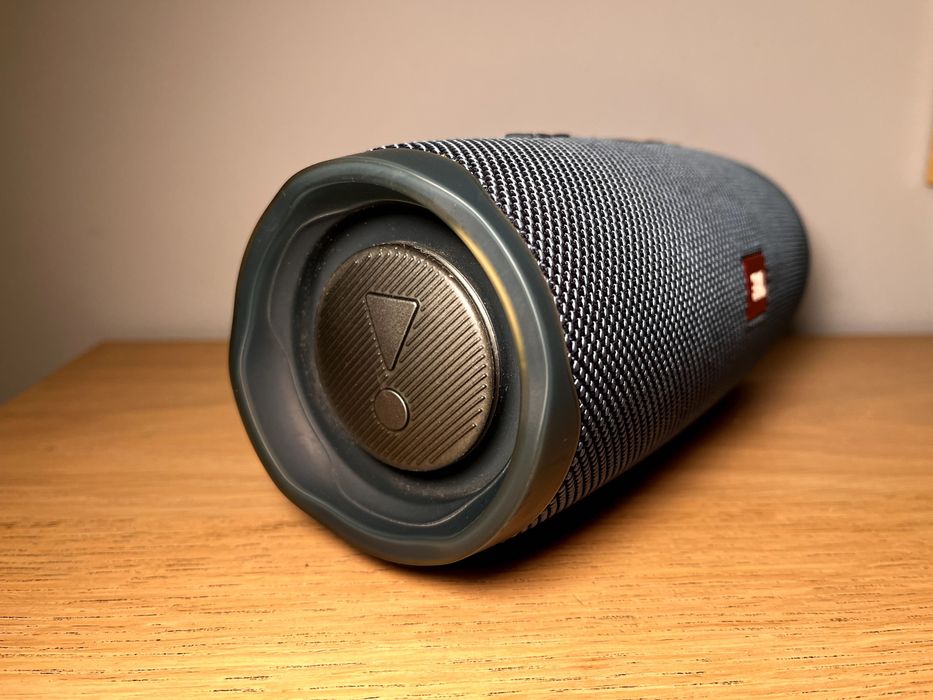 Głośnik bezprzewodowy JBL Charge 4 - praktycznie nowy