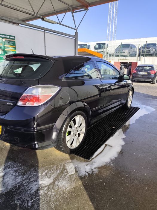 Opel Astra GTC  2007