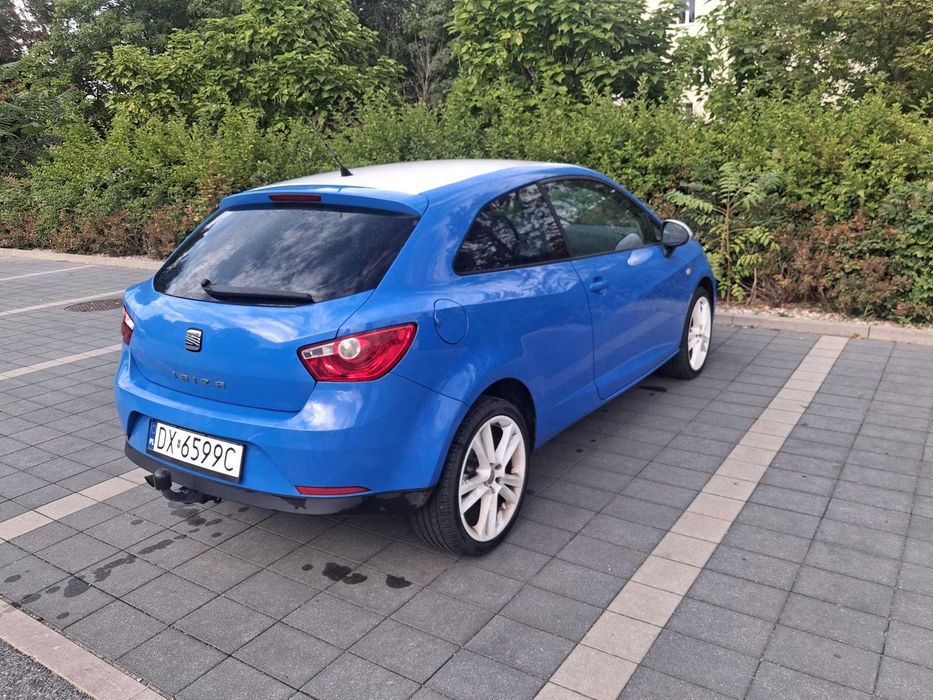 SEAT Ibiza 2009 rok 1.6 benz 3 drzwi ,wersja limitowana stan super