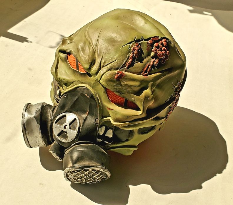 Маски, що лякають навіть дзеркало — для тих, хто не боїться силікону )