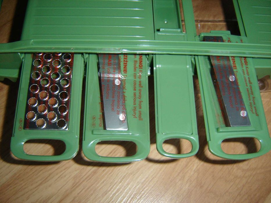 Tarka kuchenna wielofunkcyjna szatkownica