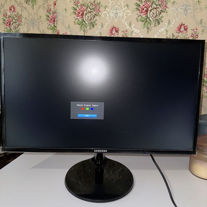 Монітор SAMSUNG S24F350FHI