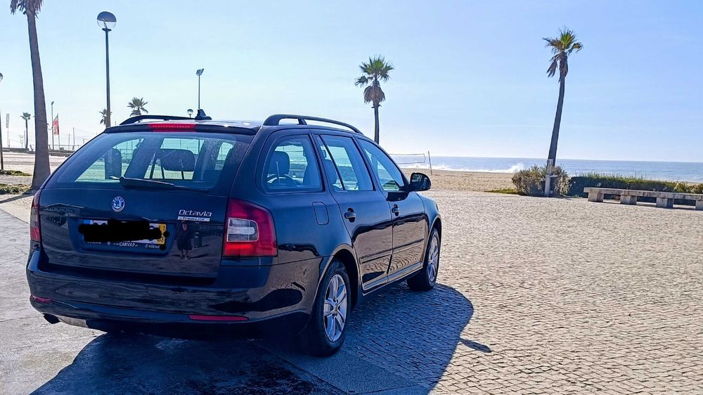 Vendo Skoda Octavia Break Diesel (características em anexo).
