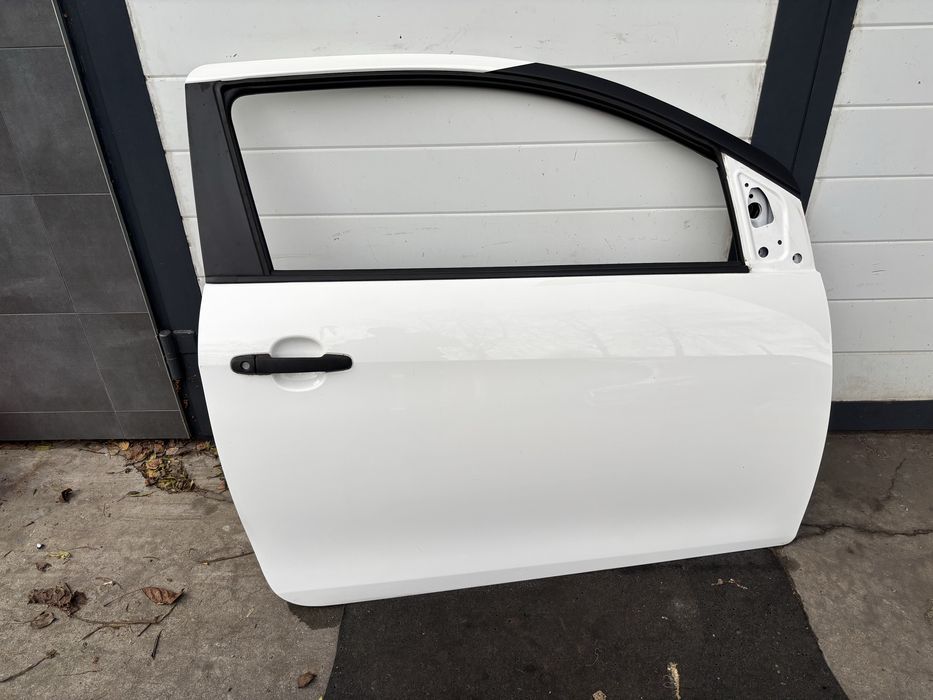 Drzwi prawe przedni prawy przód Citroen C1 II KWD 3D